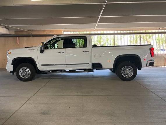 CHEVROLET SILVERADO HD 2024 1GC4YVEY4RF185525 image